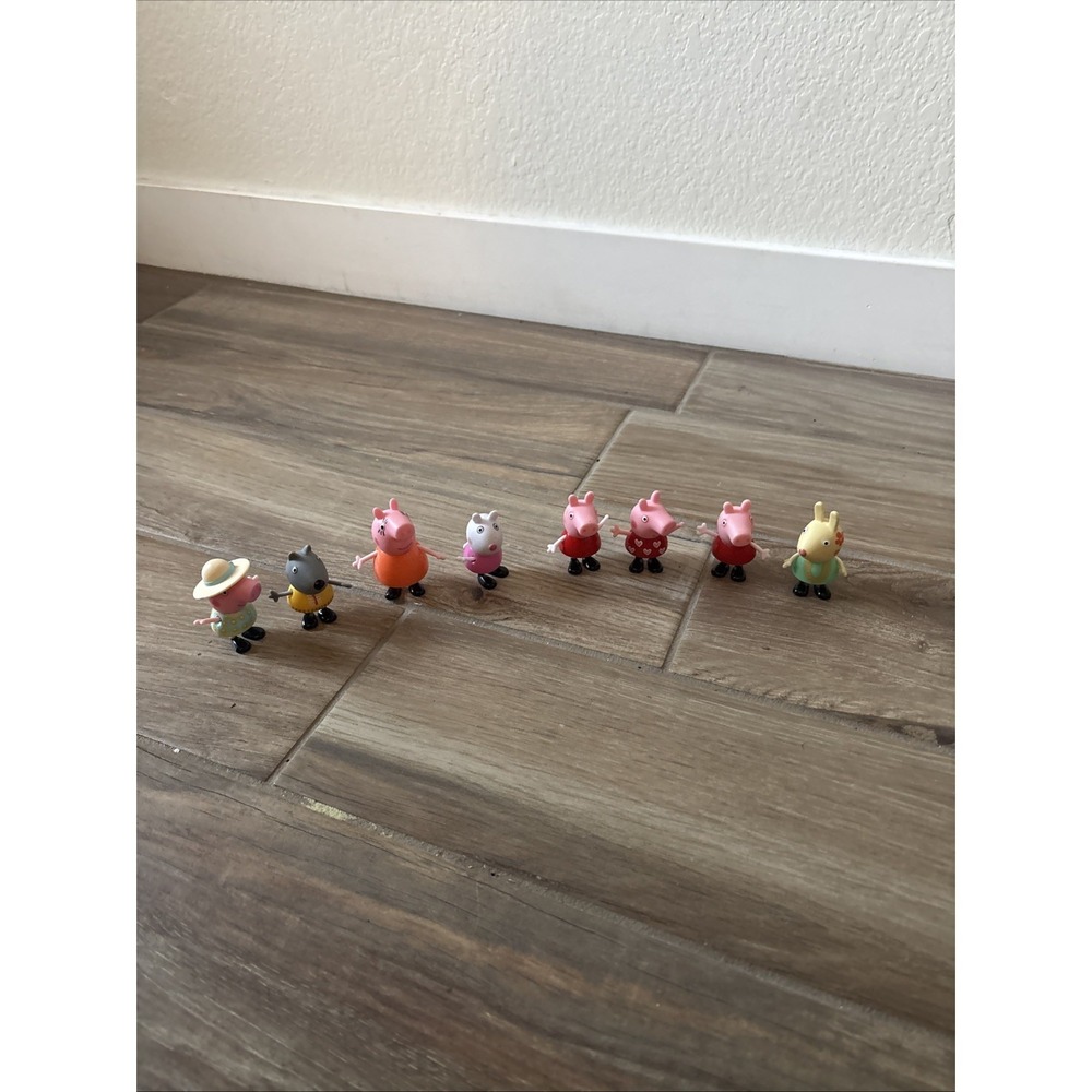 PEPPA PIG DOLLHOUSE PLAYSETS REPLACEMENT FAMILY OF PIG DOLLS BIG LOT Of 8